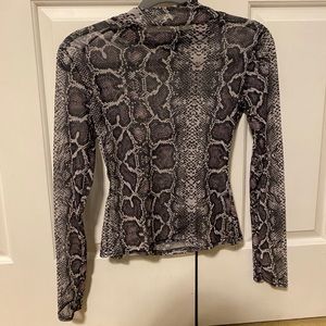Mesh snakeskin top
